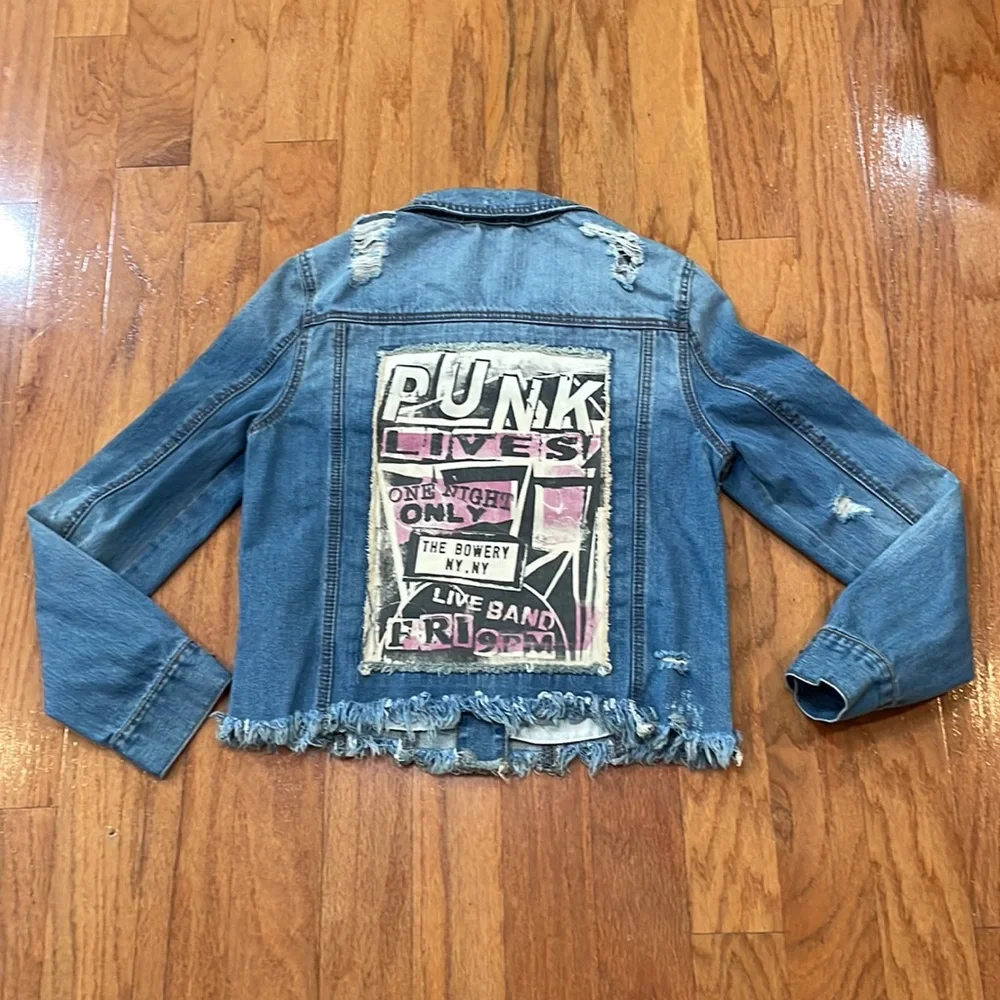 Bethany Mota 100% Cotton Size Medium Jean Jacket Punk Lives Frayed Hems Blue - Picture 12 of 14